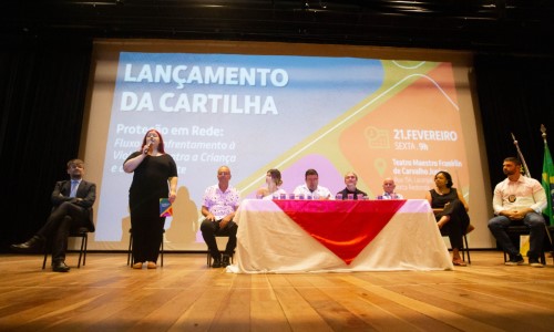 Volta Redonda lança cartilha de combate à violência contra crianças e adolescentes 